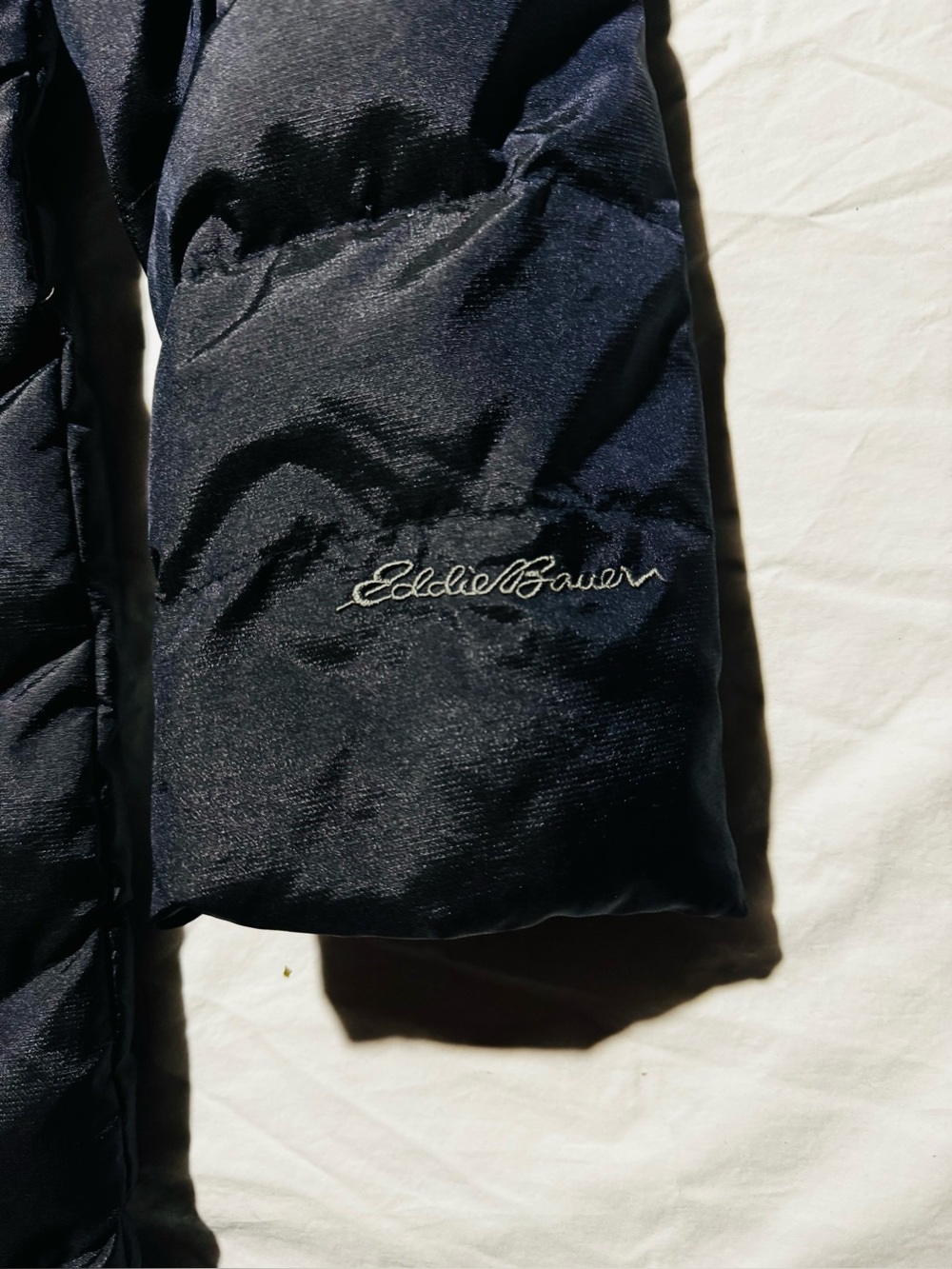 Eddie Bauer Long Navy Puffer Coat with Faux Fur Trim Hood Size Small - Picture 4 of 8